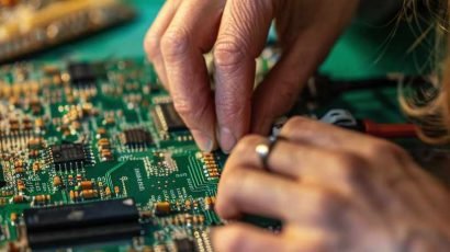 portrait-person-doing-arts-crafts (1)